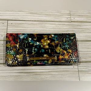 Ady Wallet in Retrograde